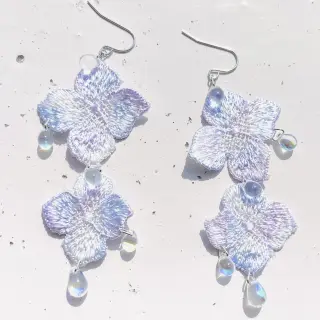 amaoto 花びらのピアス